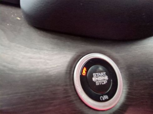 Used 2024 Jeep Grand Cherokee L Limited image 19