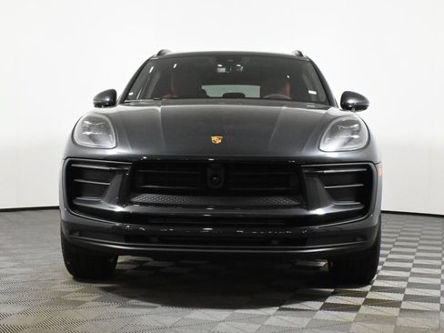 Used 2026 Porsche Macan AWD/4WD image 10
