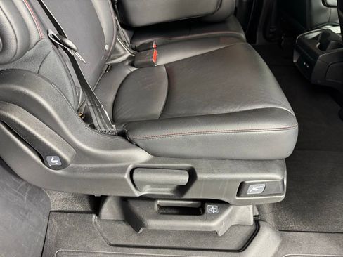 Used 2025 Honda Odyssey Sport-L image 43