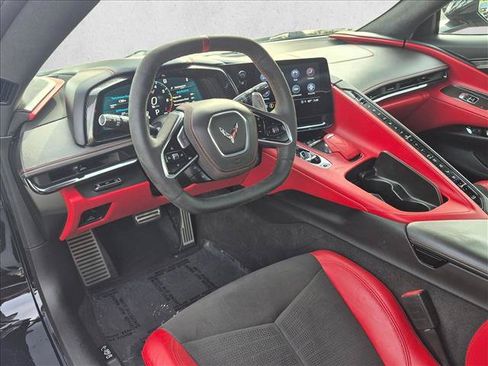 Used 2023 Chevrolet Corvette Stingray Premium Conv w/ Z51 Performance Package RWD image 9