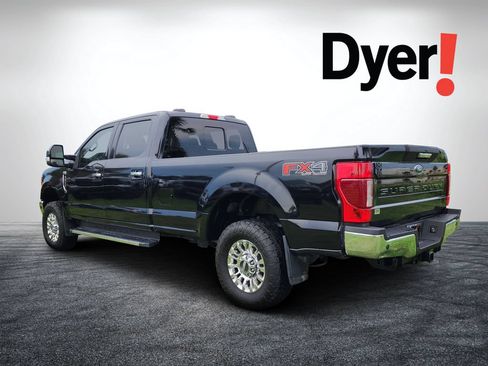 Used 2022 Ford F250 XLT w/ XLT Premium Package AWD/4WD image 6