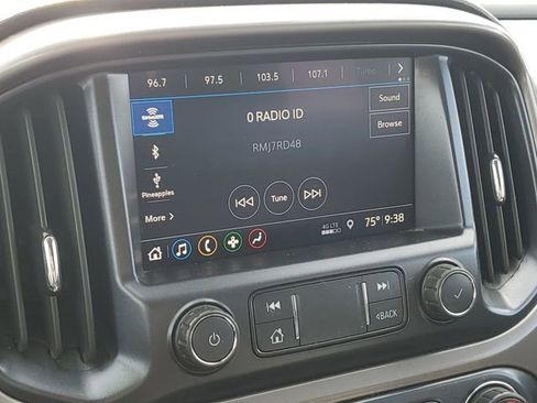 Used 2021 GMC Canyon AT4 w/ Driver Alert Package AWD/4WD image 15