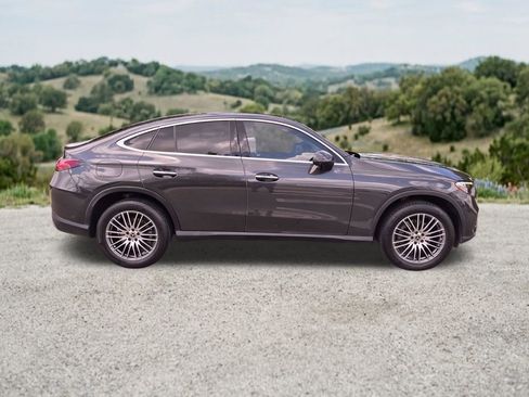Used 2024 Mercedes-Benz GLC 300 4MATIC image 13