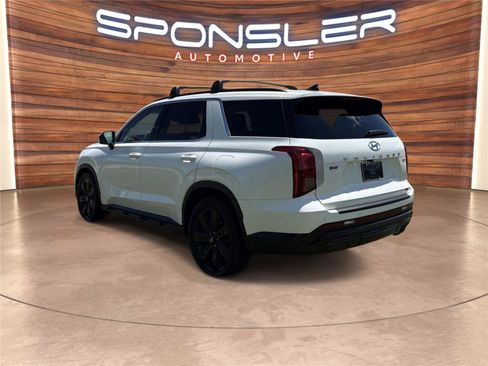 Used 2023 Hyundai Palisade XRT AWD/4WD image 3