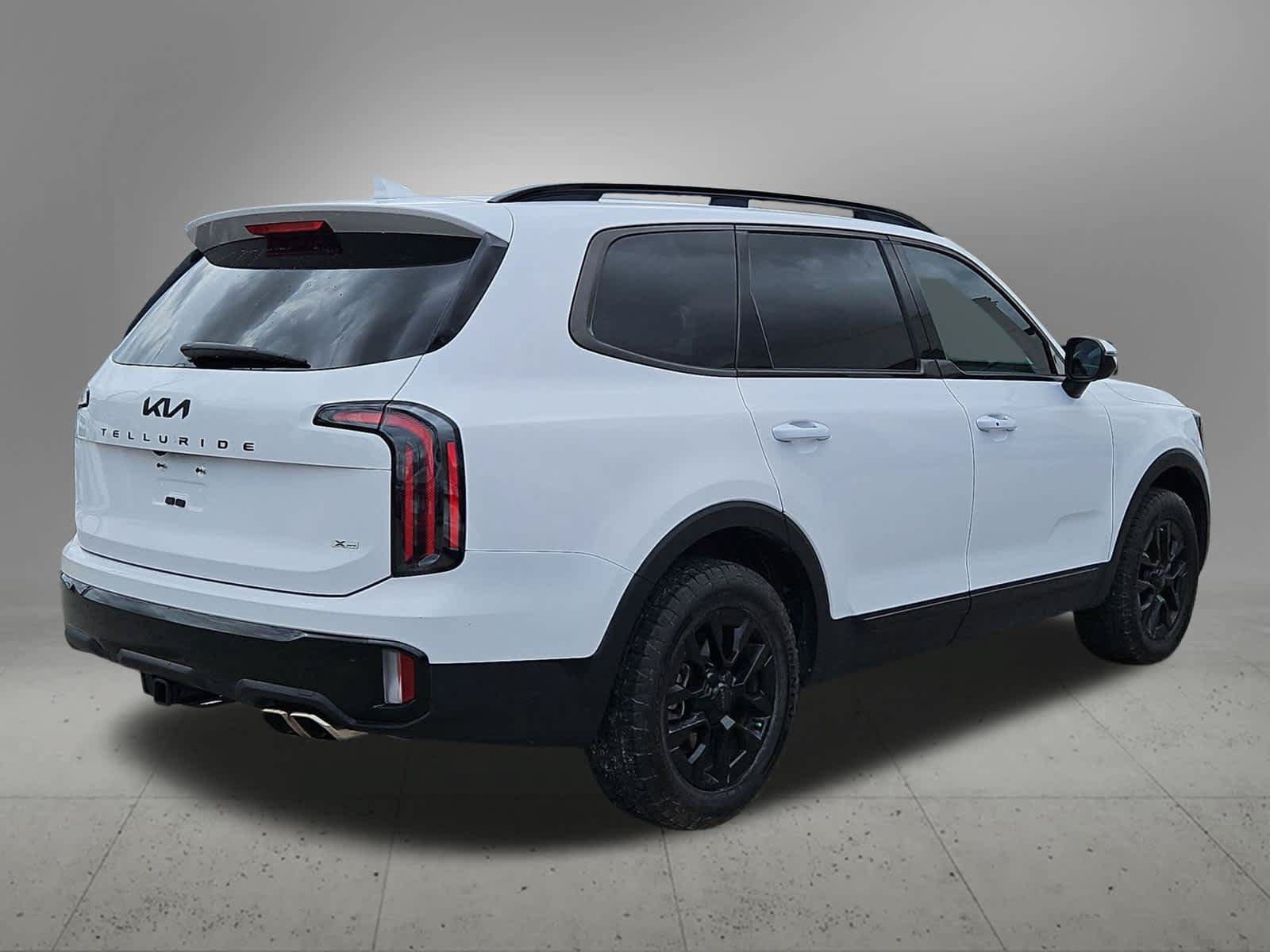 Used 2025 Kia Telluride AWD image 6