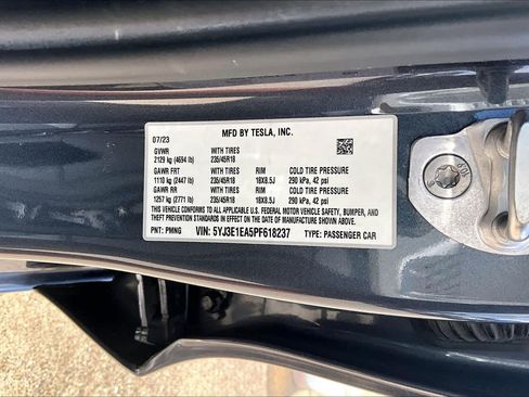 Used 2023 Tesla Model 3 Standard Range RWD image 33