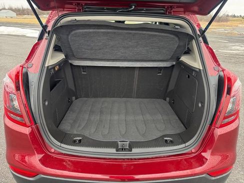 Used 2022 Buick Encore Preferred w/ Safety Package image 19