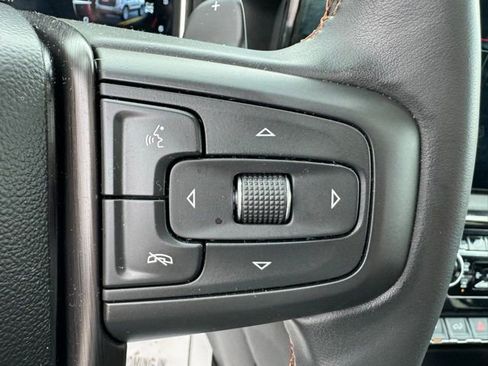 Used 2025 GMC Sierra 1500 AT4 w/ AT4 Premium Package image 21