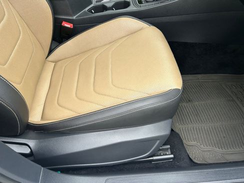 Used 2021 Volkswagen Jetta SEL Premium FWD image 28