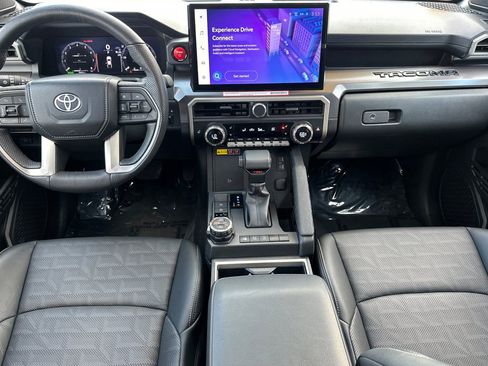 Used 2024 Toyota Tacoma TRD Off-Road image 16