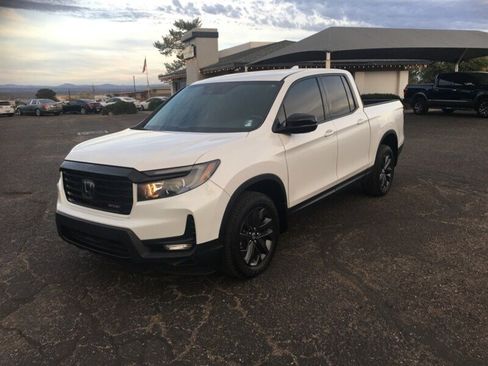 Used 2023 Honda Ridgeline Sport image 1