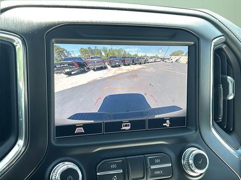 Used 2021 GMC Sierra 1500 AT4 AWD/4WD image 18