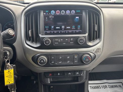 Used 2018 Chevrolet Colorado LT AWD/4WD image 22