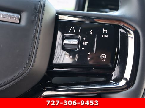 Used 2025 Land Rover Range Rover Sport Dynamic SE AWD/4WD image 22