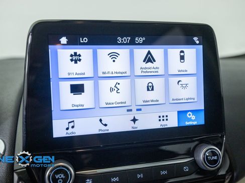 Used 2018 Ford EcoSport Titanium w/ Titanium Cold Weather Package AWD/4WD image 19