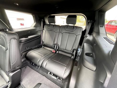 New 2025 Jeep Grand Cherokee L Limited image 34