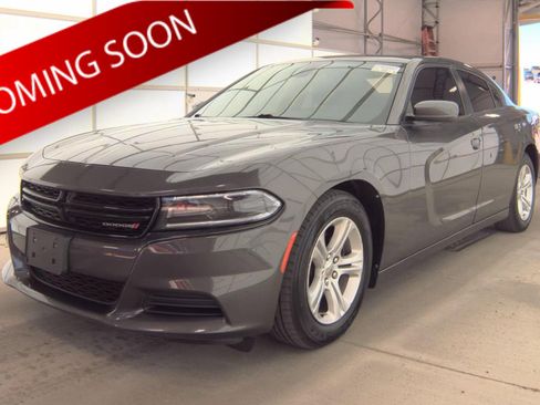 Used 2020 Dodge Charger SXT w/ Leather Interior Group RWD image 1