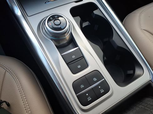 Certified 2024 Ford Explorer Limited w/ Equipment Group 301A image 26