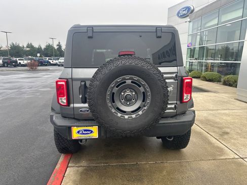 Used 2024 Ford Bronco Black Diamond image 3