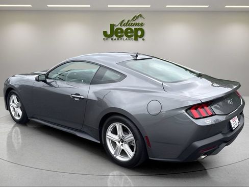 Used 2026 Ford Mustang Coupe RWD image 9