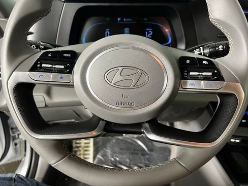 Used 2026 Hyundai Elantra Sport image 15