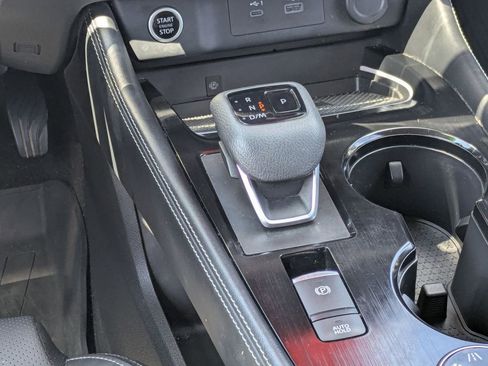 Used 2023 Nissan Rogue Platinum w/ Platinum Premium Package image 18