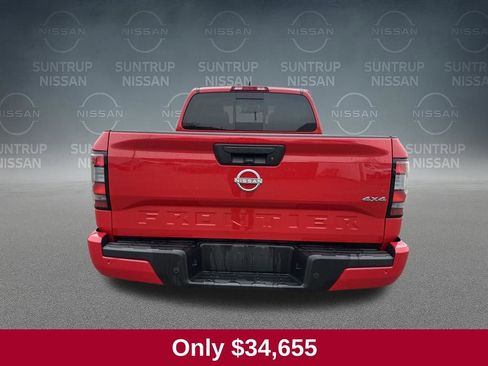 Used 2025 Nissan Frontier SV image 4