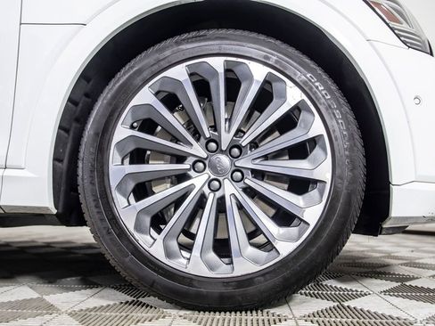Used 2019 Audi e-tron Prestige AWD/4WD image 40