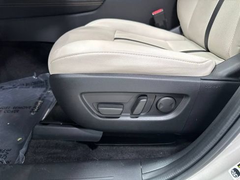 Used 2024 MAZDA CX-90 Plug-In Hybrid w/ Premium Pkg AWD/4WD image 8