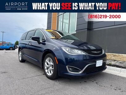 Used 2017 Chrysler Pacifica Touring Plus w/ Tire & Wheel Group