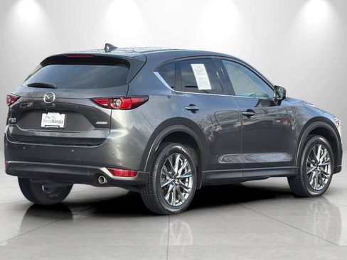 Used 2019 MAZDA CX-5 Signature image 2