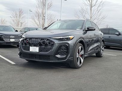 New 2025 Audi SQ5 Premium Plus