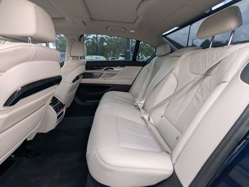 Used 2021 BMW 745e xDrive w/ Premium Package AWD/4WD image 31