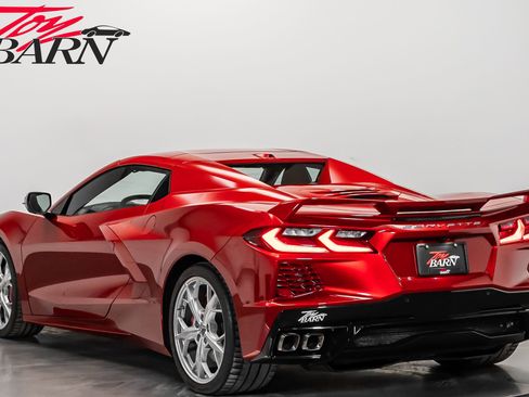 Used 2022 Chevrolet Corvette Stingray w/ Z51 Performance Package image 11
