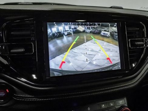 Used 2022 Dodge Durango SRT w/ Technology Group AWD/4WD image 23