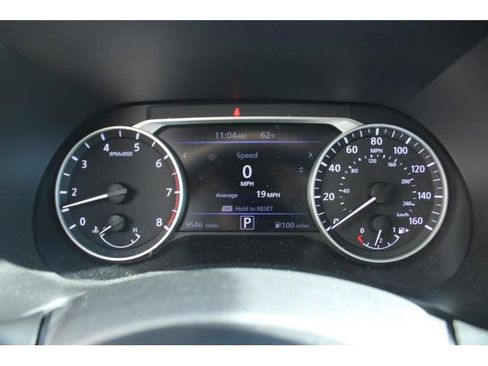 Used 2022 Nissan Sentra SV w/ Trunk Package image 23