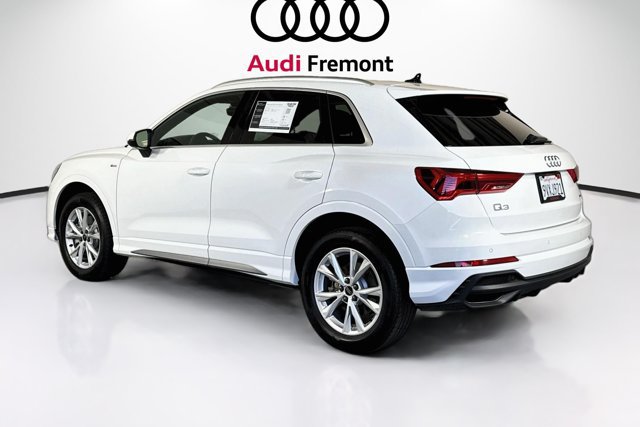 Used 2025 Audi Q3 2.0T Premium w/ Convenience Package AWD/4WD image 8