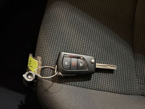 Used 2025 Toyota RAV4 LE image 22