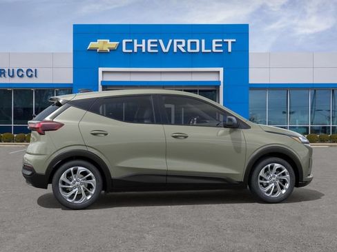 New 2027 Chevrolet Bolt LT w/ Comfort Package FWD image 5