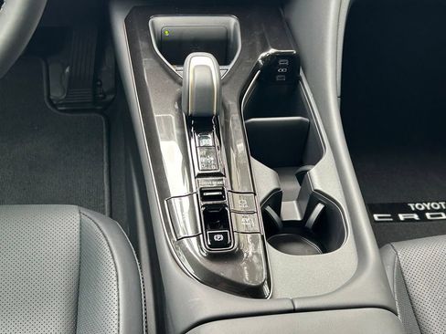New 2026 Toyota Crown AWD/4WD image 19