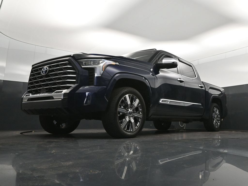 Used 2022 Toyota Tundra Capstone AWD/4WD image 39