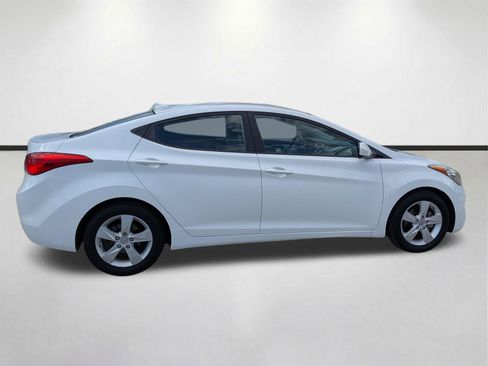 Used 2013 Hyundai Elantra GLS FWD image 3