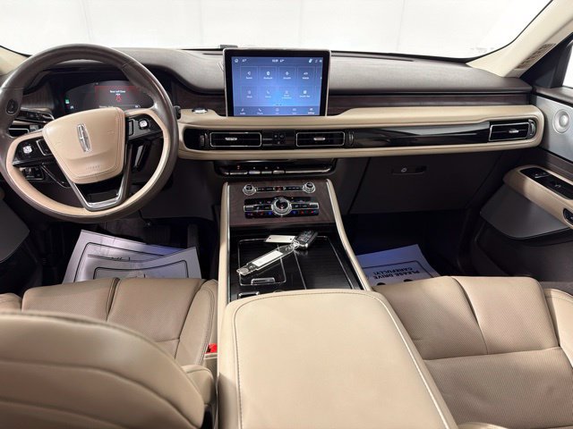 Used 2023 Lincoln Aviator Reserve w/ Equipment Group 201A AWD/4WD image 24