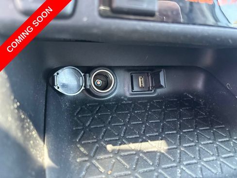 Used 2022 Toyota RAV4 XLE w/ Convenience Package AWD/4WD image 30