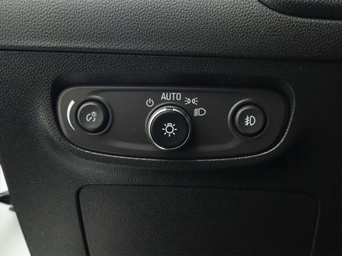 Used 2022 Buick Encore GX Preferred w/ Cold Weather Comfort Package image 20