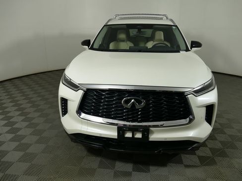 Used 2024 INFINITI QX60 Luxe AWD/4WD image 2
