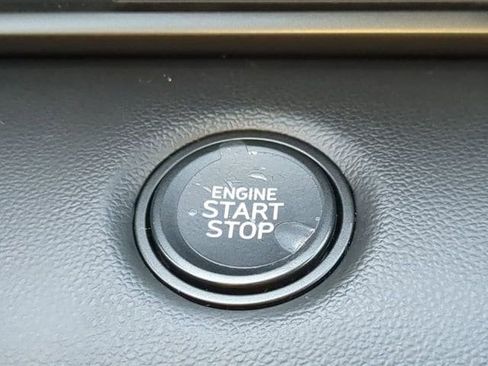 Certified 2025 Hyundai Elantra Sport image 24