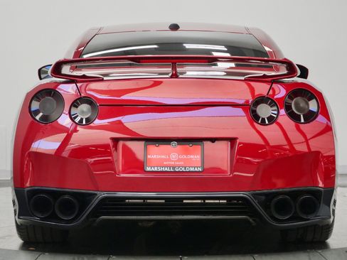 Used 2015 Nissan GT-R Premium AWD/4WD image 8