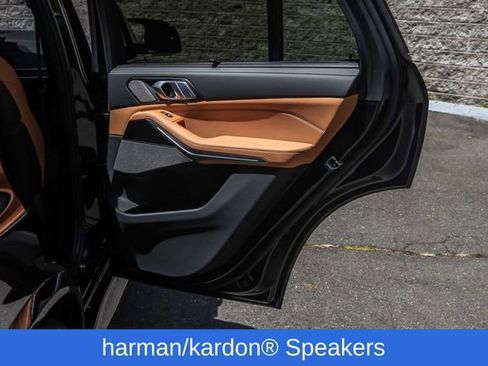 Used 2025 BMW X5 M60i AWD/4WD image 19