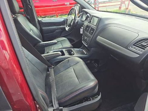 Used 2019 Dodge Grand Caravan GT FWD image 9